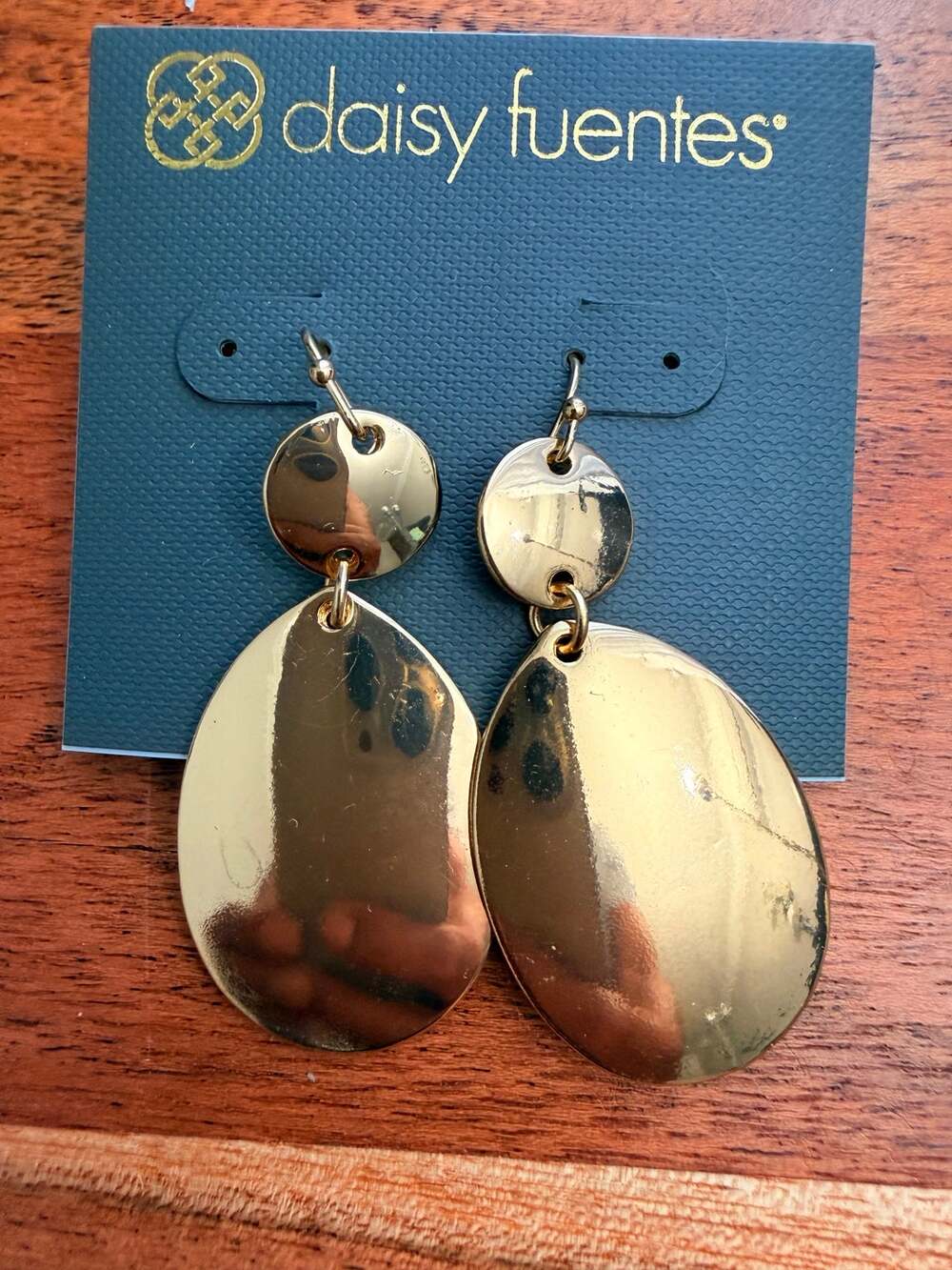 New Daisy Fuentes Gold Tone Hook Dangle Earrings